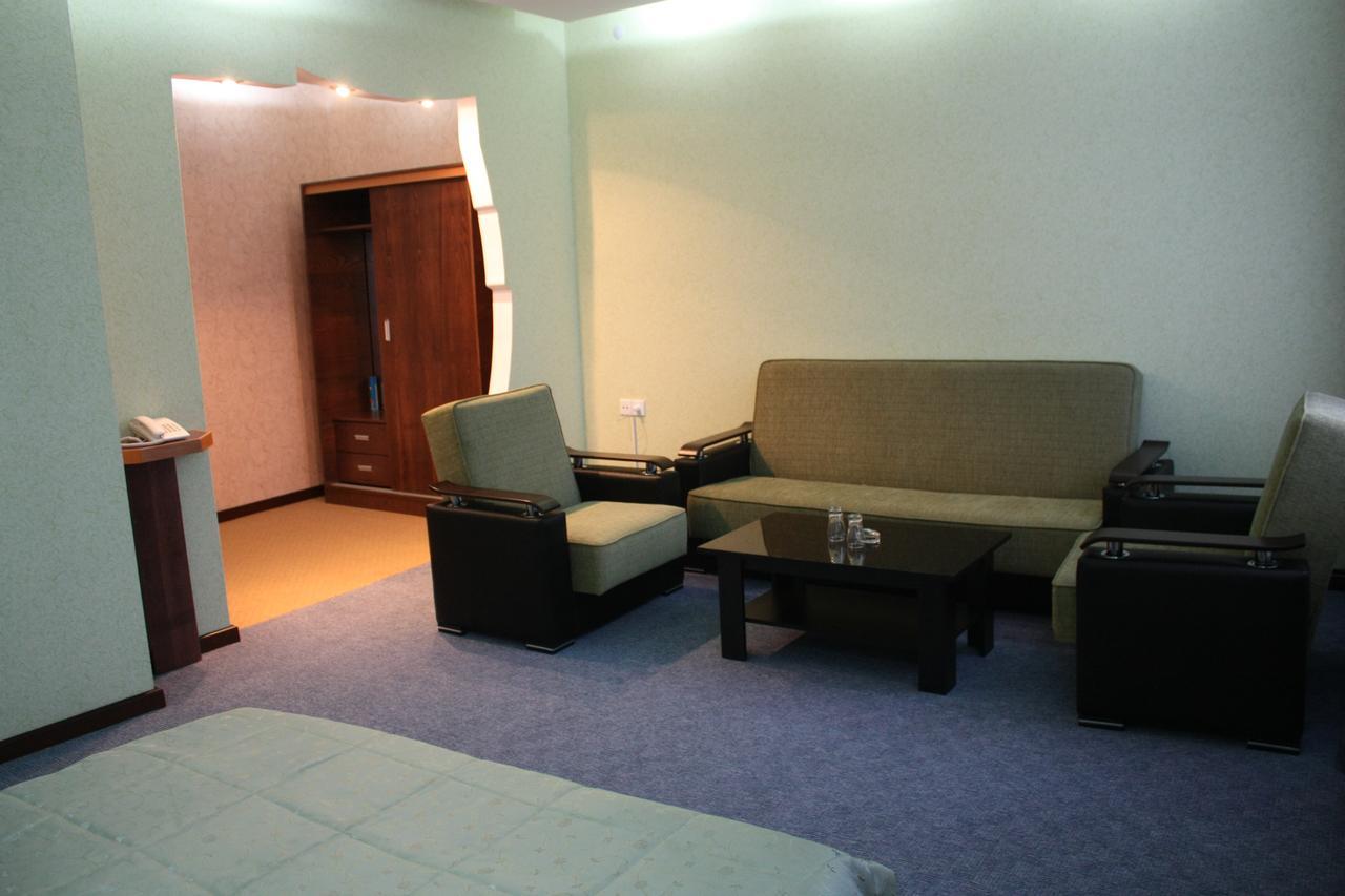 באקו Titanik Hotel מראה חיצוני תמונה
