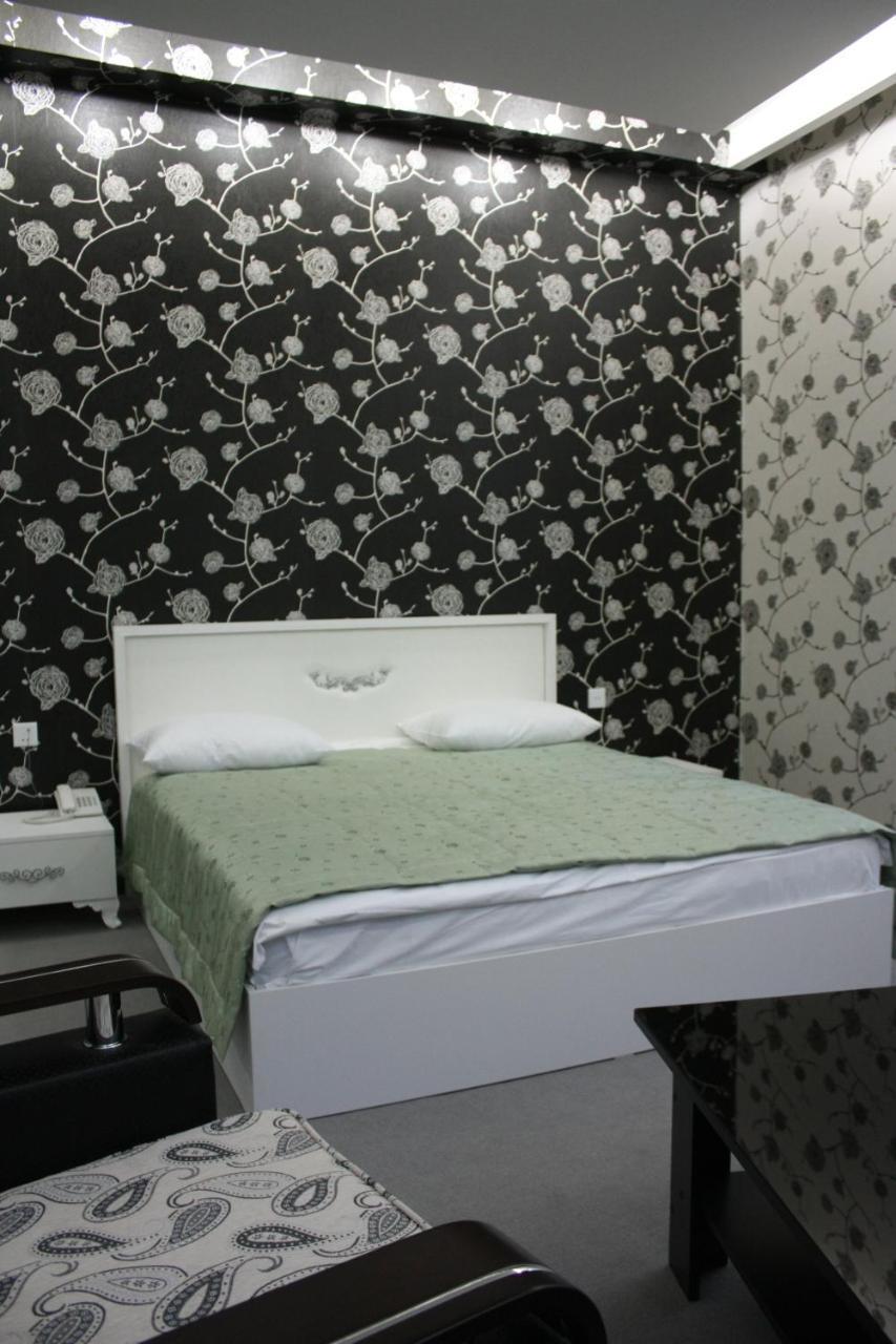 באקו Titanik Hotel מראה חיצוני תמונה